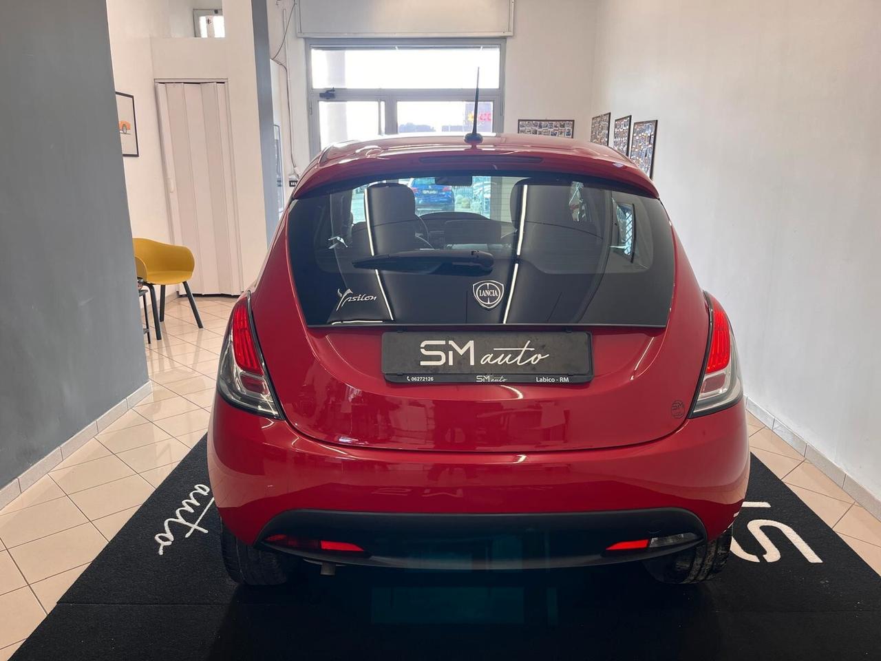 Lancia Ypsilon 1.2 69 CV 5 porte GPL Ecochic Silver