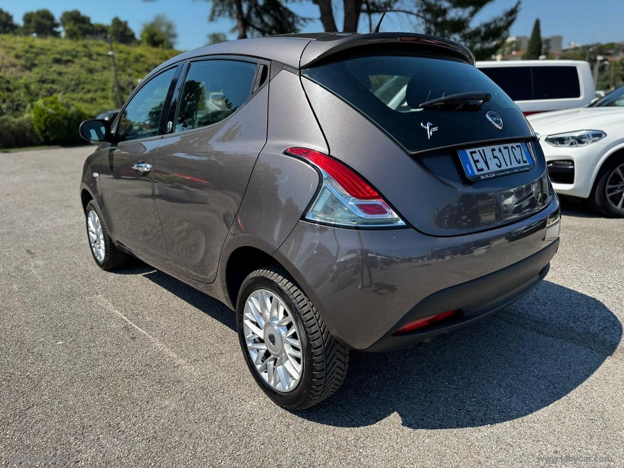 LANCIA Ypsilon 0.9 T.Air 85CV 5p. Met.Ec. Gold