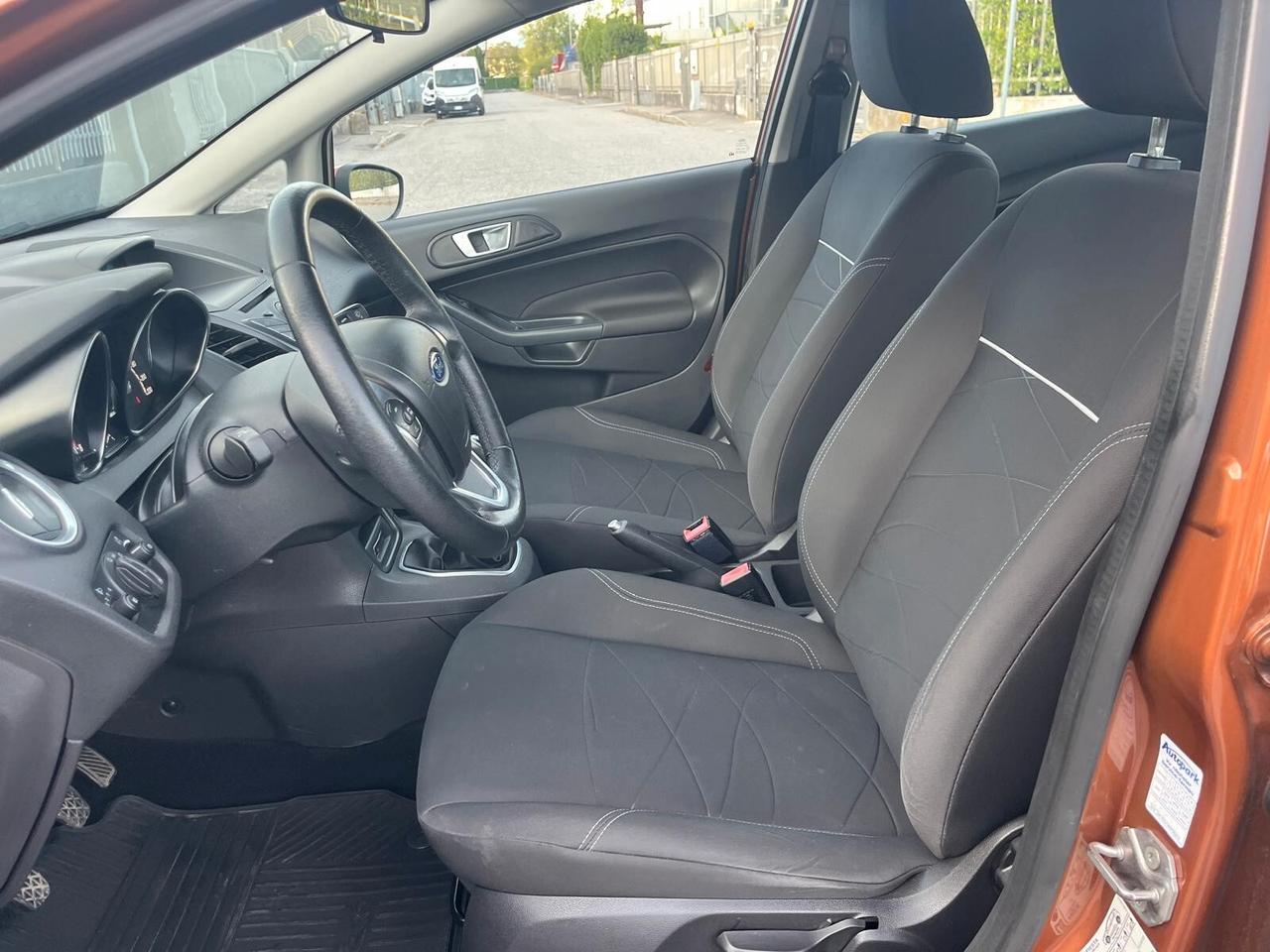 Ford Fiesta 1.0 benz SOLO 69.000KM