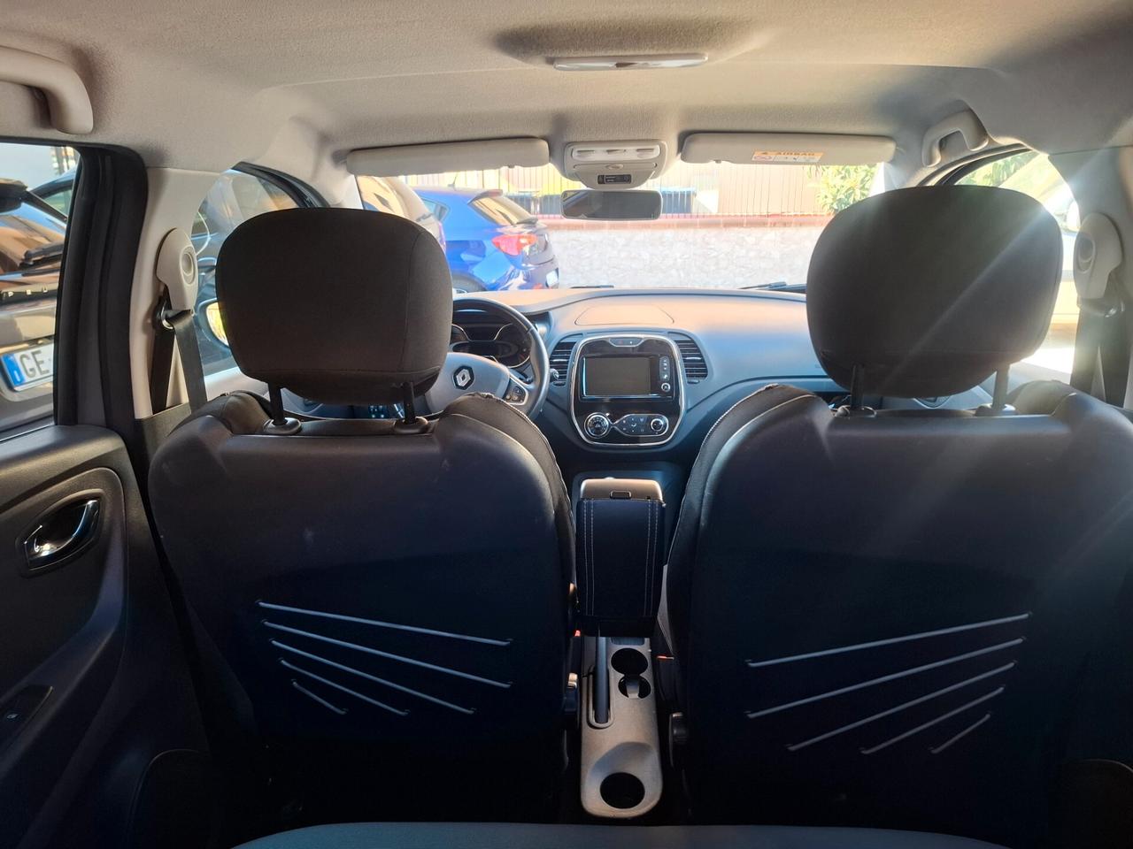 Renault Captur - 1.5 Dinamiche | Navigazione | Accesso/avviamento senza chiave | Climatizzatore