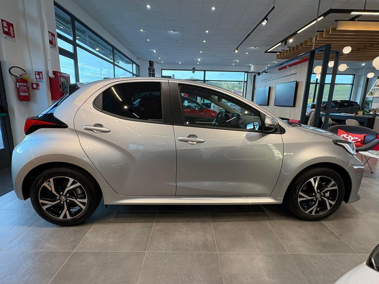 Toyota Yaris 1.5 VVT-iE 116CV eCVT HEV Trend