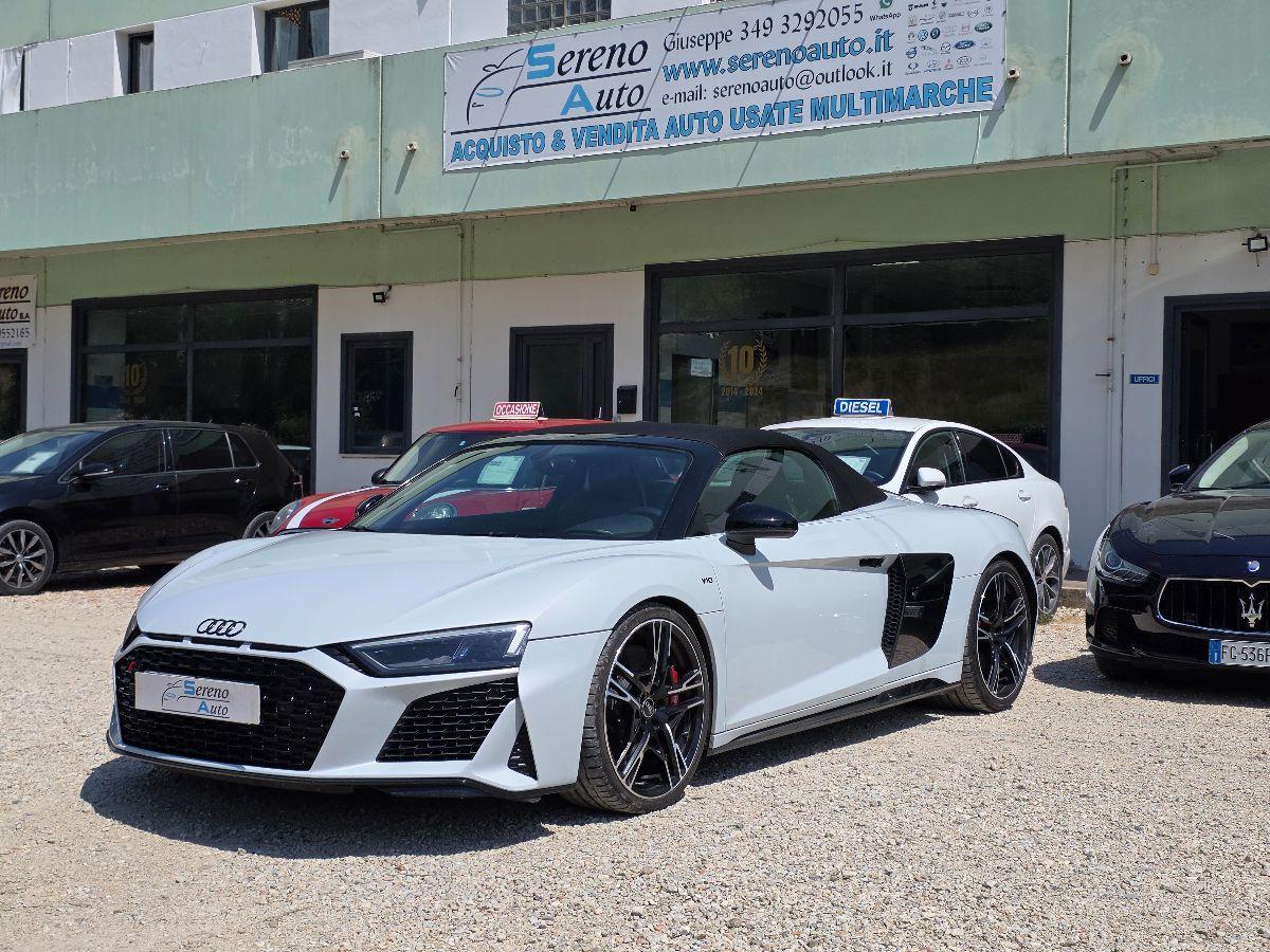 AUDI R8 V10 SPYDER QUATTRO PERFORMANCE