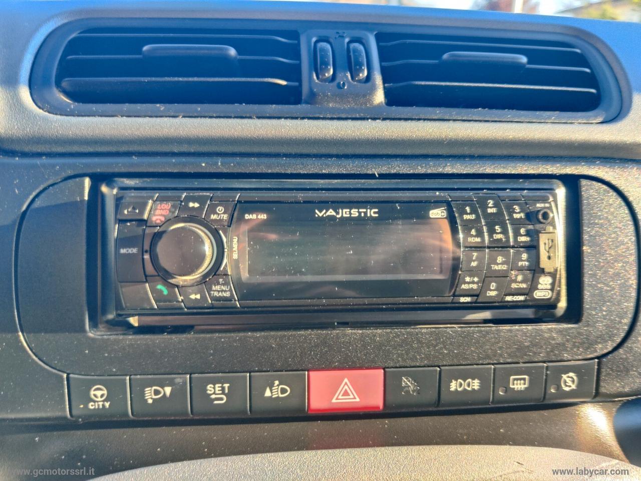 Fiat Panda 1.0 GSE S&S Hybrid Street Van 4 posti