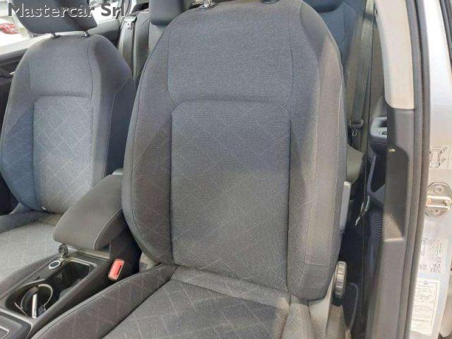 VOLKSWAGEN Golf Golf VIII 2.0 tdi Life 115cv - targa GC924JX