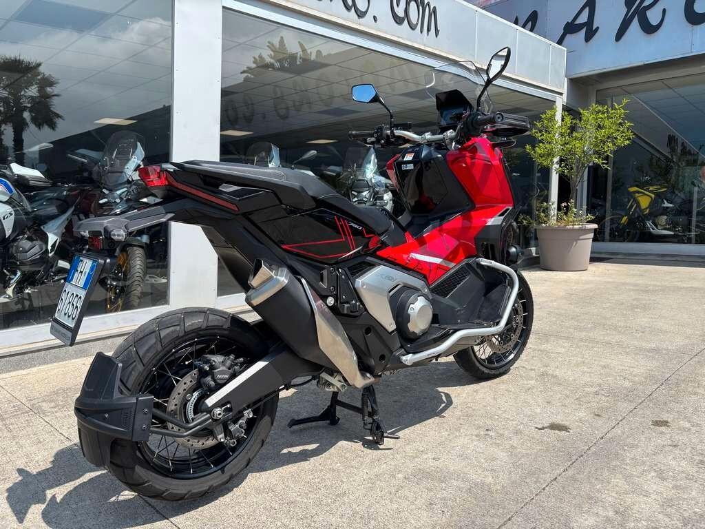 Honda X-ADV 750 2023 / KM 10.000 Tua a solo 109 Euro al mese