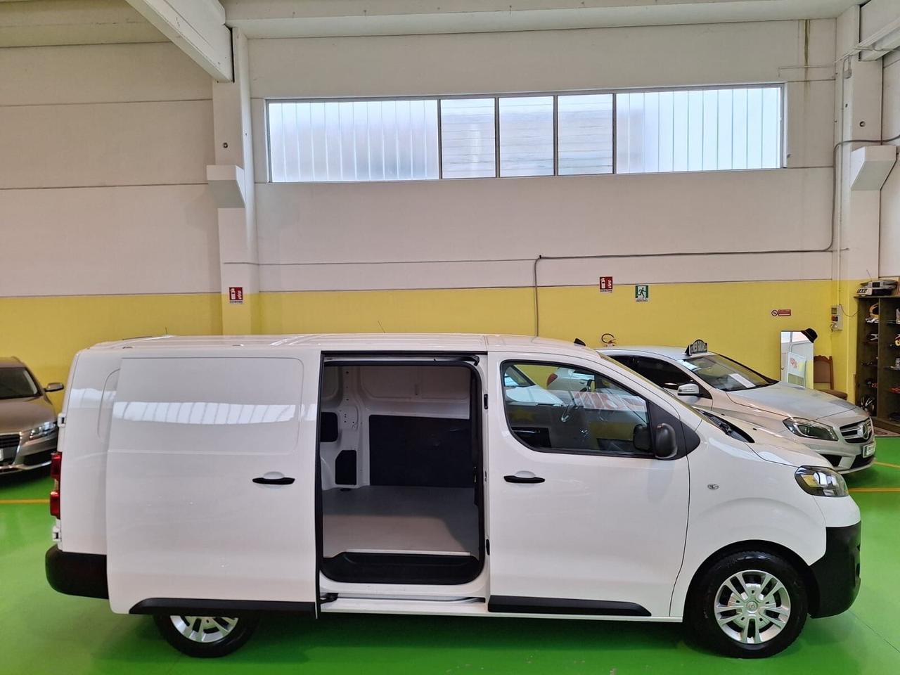 Opel Vivaro 2.0 Diesel 150CV Furgon Van
