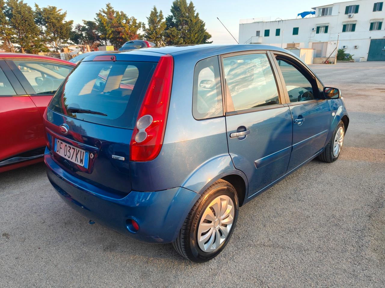 Ford Fiesta 1.4 TDCi 5p plus cambio automatico