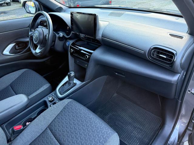 TOYOTA Yaris Cross 1.5 Hybrid 5p. E-CVT AWD-i Lounge