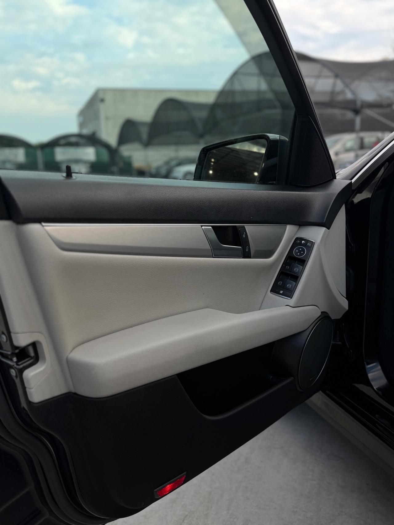 Mercedes-benz C 220 CDI S.W. BlueEFFICIENCY Avantgarde