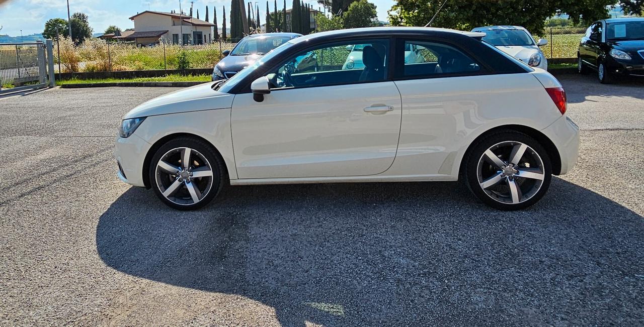 Audi A1 SPB 1.6 TDI S tronic Attraction