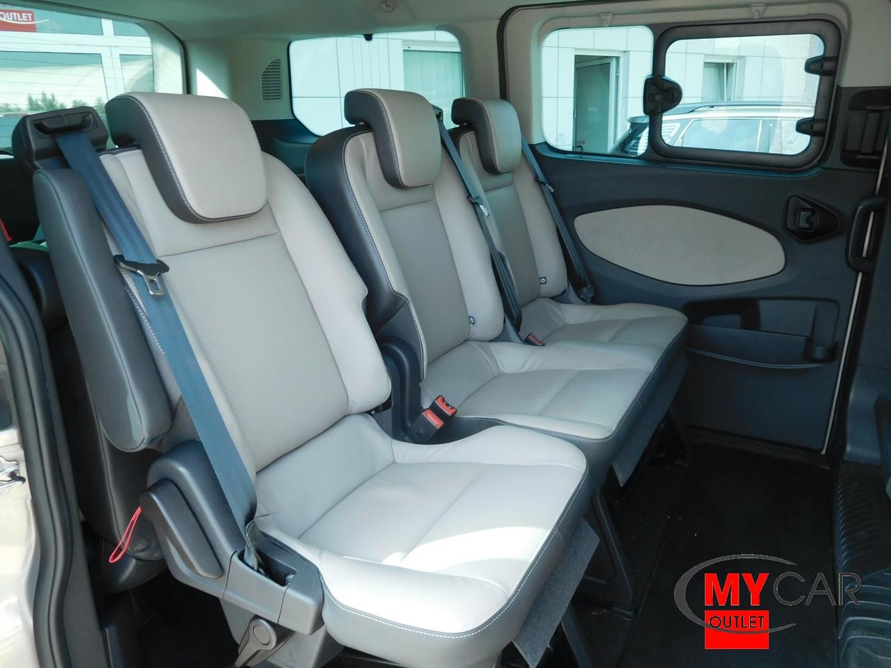Ford Tourneo Custom 310 2.0 TDCi 170cv PC Titanium