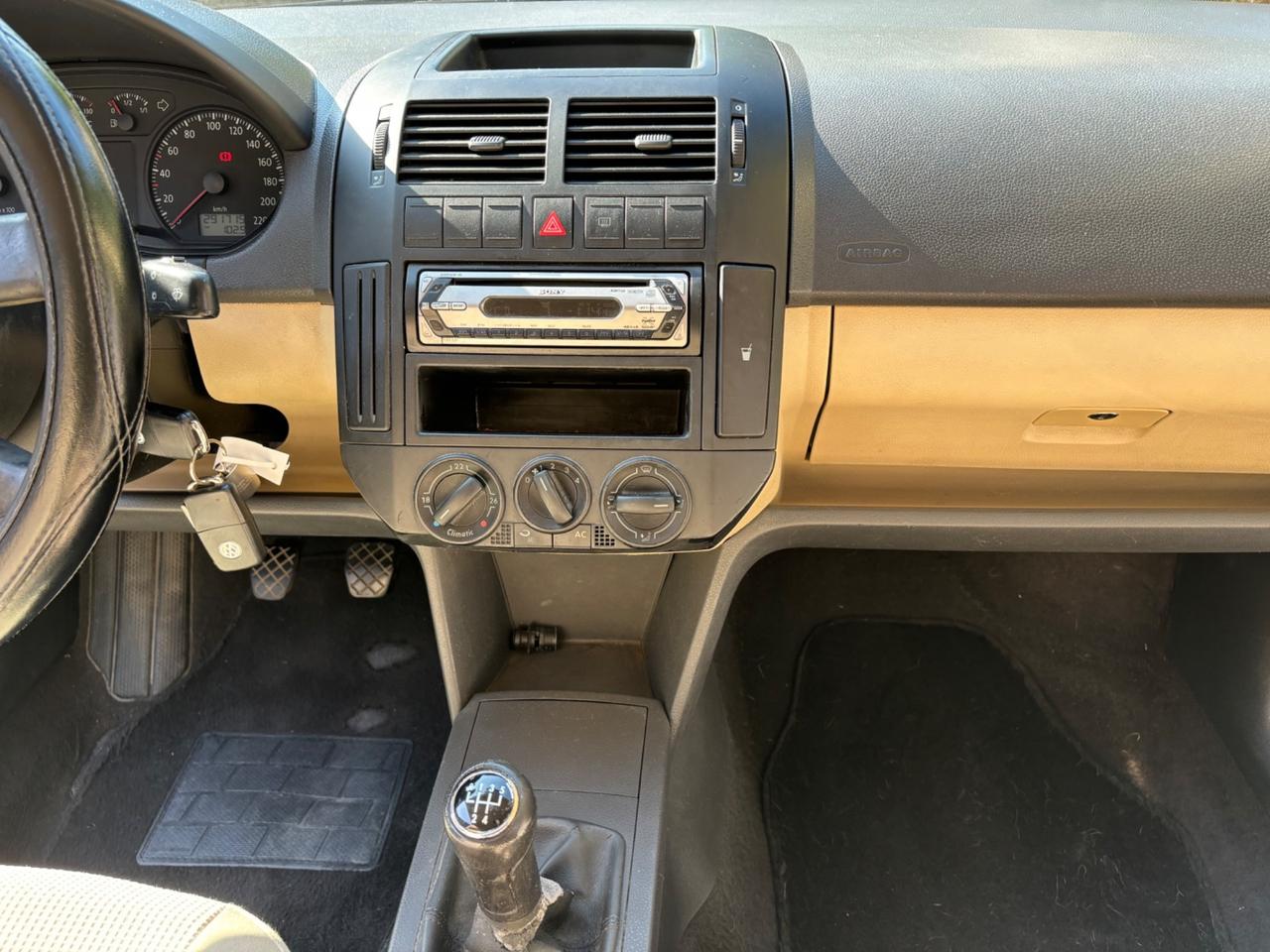 Volkswagen Polo 1.2/64CV 12V 3p. Trendline