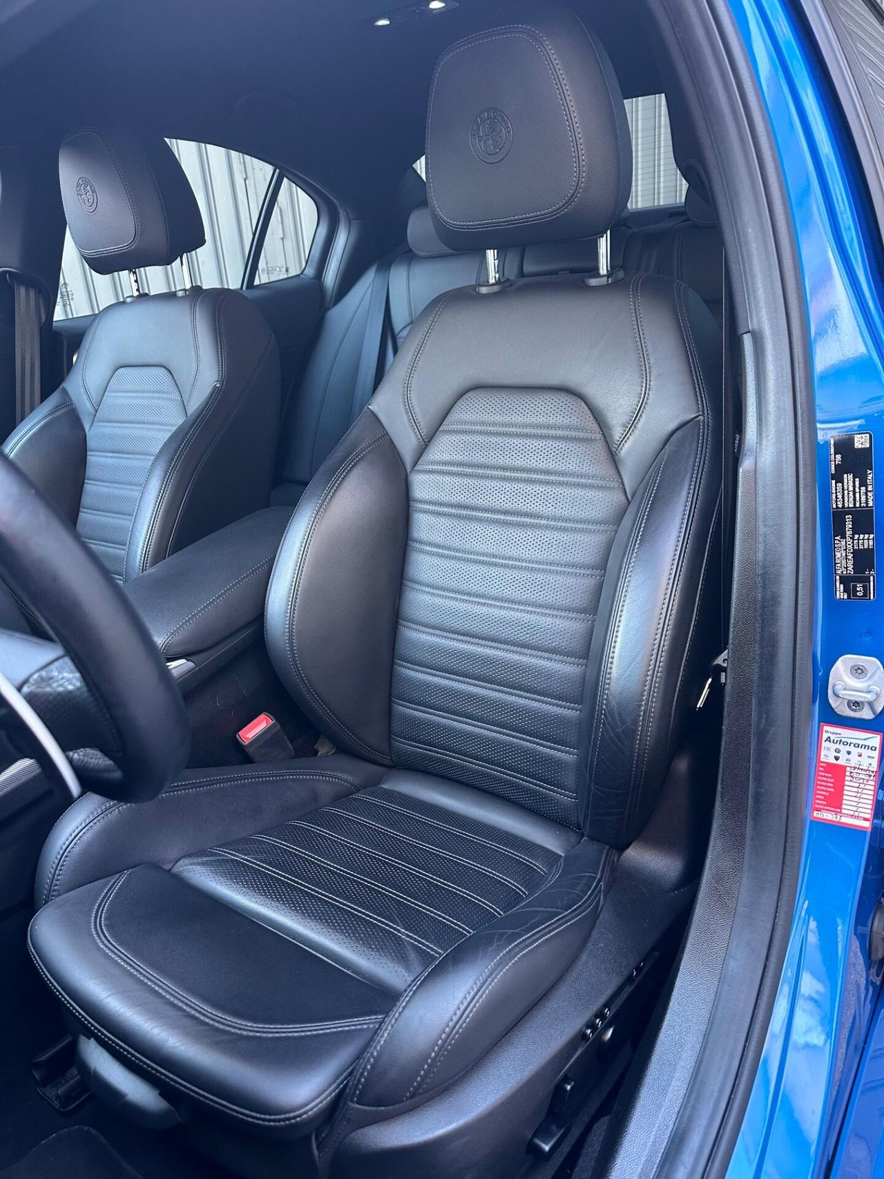 Alfa Romeo Giulia 2.2 TD 210cv AT8 Q4 Veloce