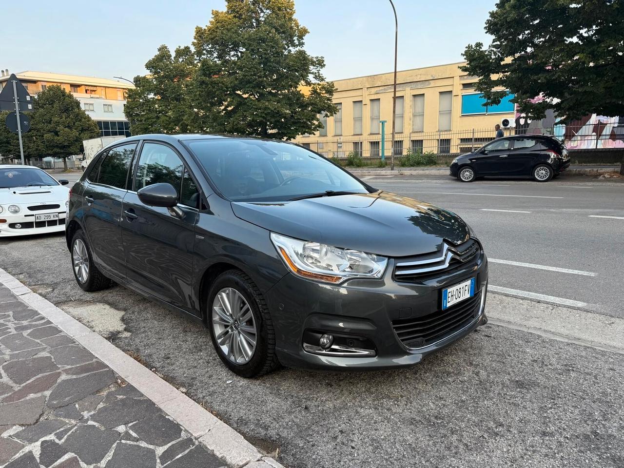 CITROEN C4 1,6 eHDI 110 CV EXCLUSIVE 5P