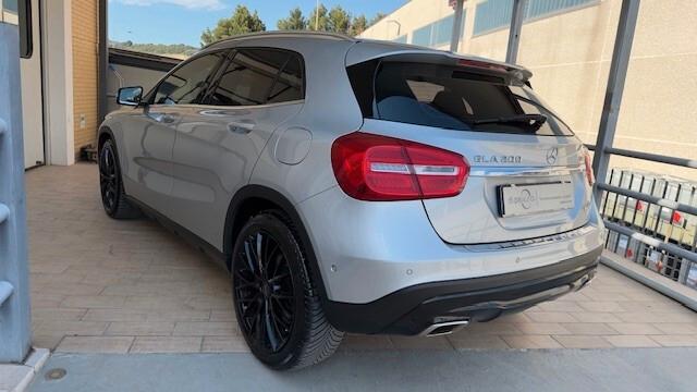 Mercedes-benz GLA 200 CDI Automatic 4Matic Sport