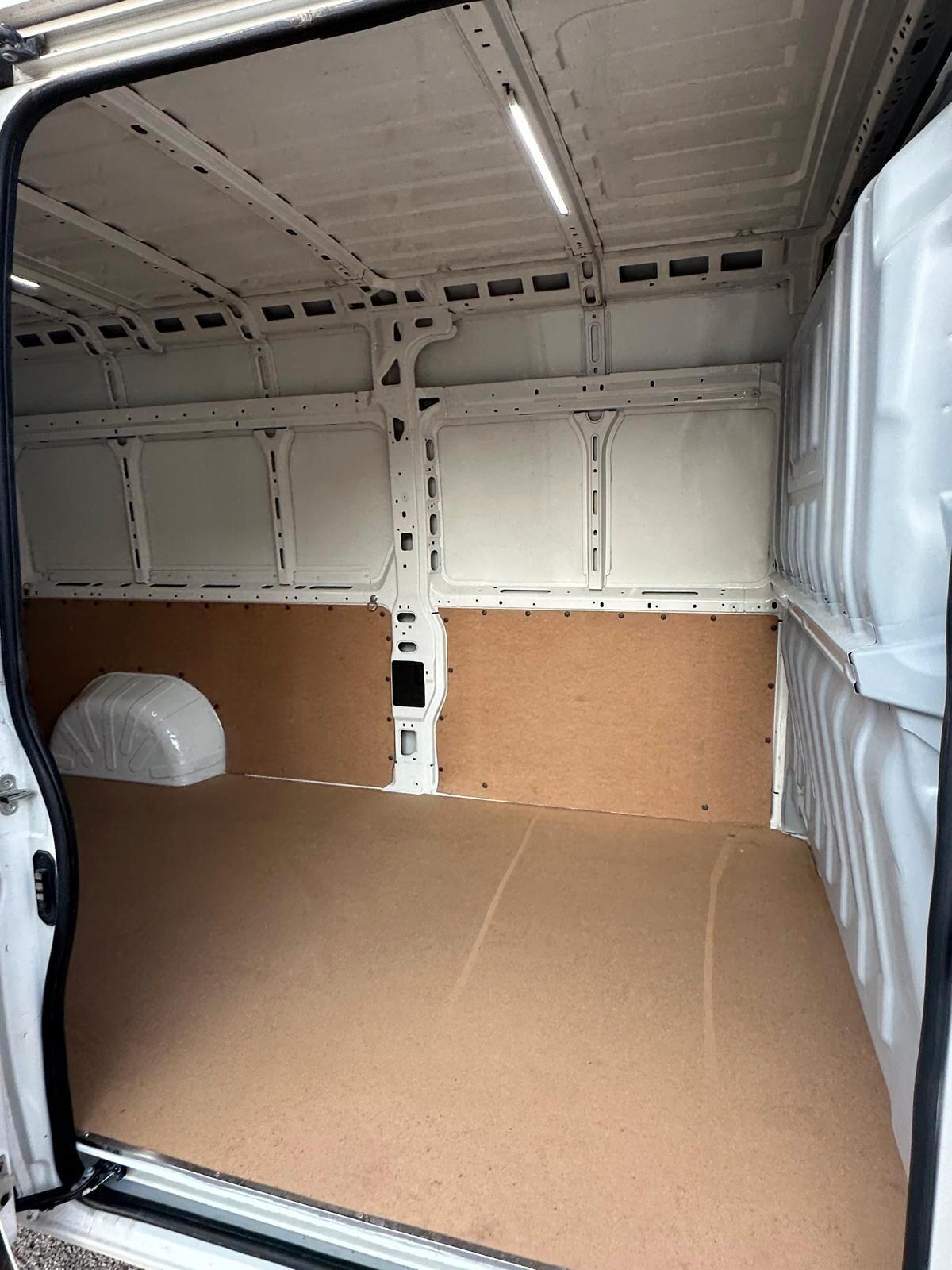 Citroen Jumper 35 BlueHDi 130 PLM-TM Furgone