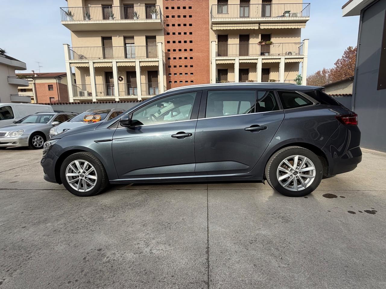 Renault Megane Mégane Sporter Blue dCi 115 CV Duel2