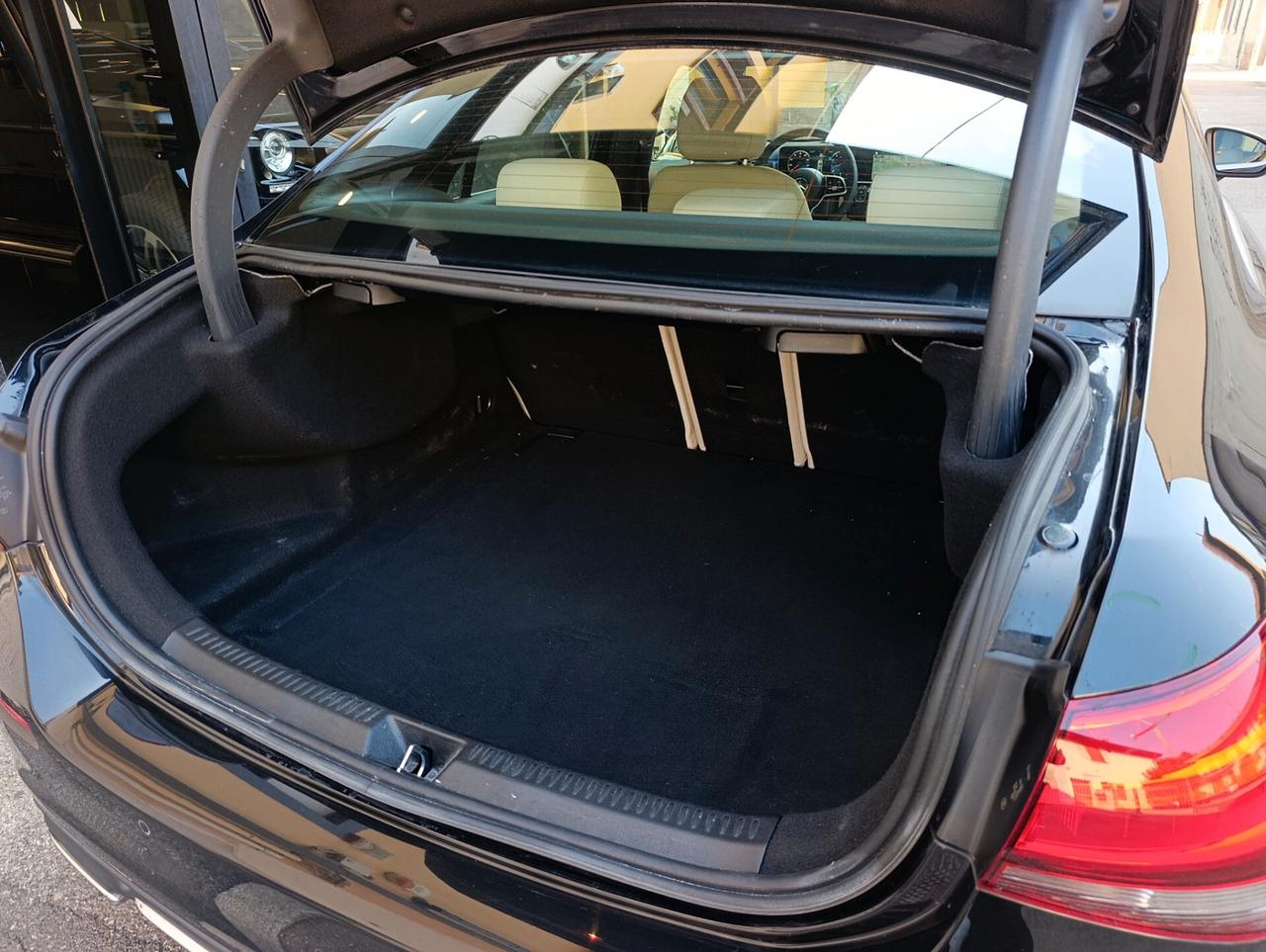 Mercedes-benz A 180 Sport Sedan Luci 64 colori/Navi/Pelle chiara