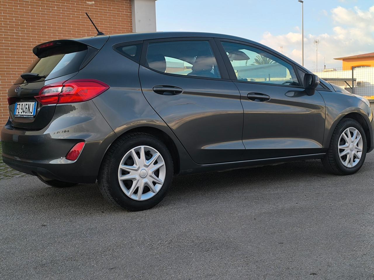 FORD FIESTA GPL CASA MADRE 11/2019 KM 95.000 1 PROPRIETARIO