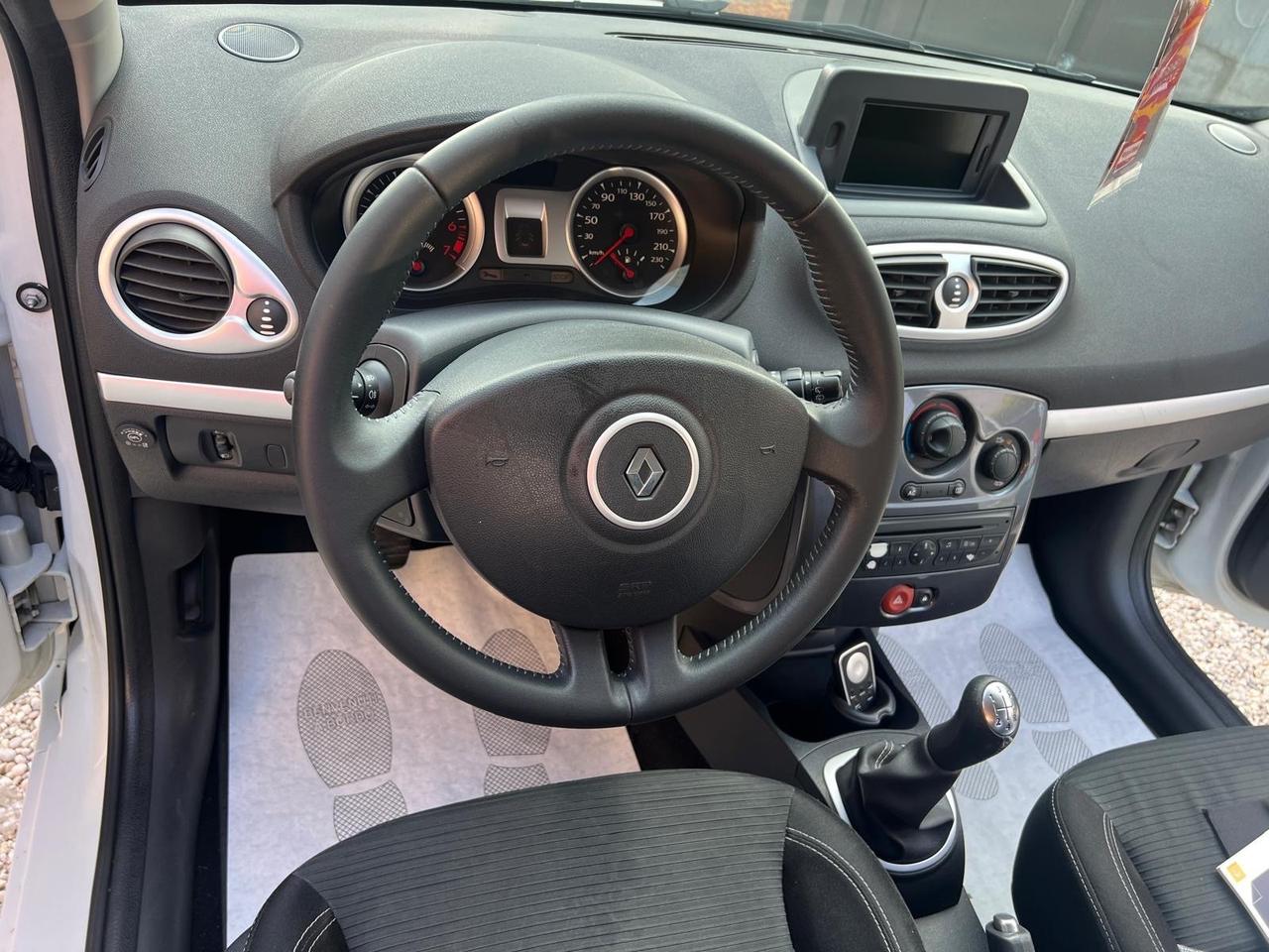 Renault Clio 1.2 16V 5 porte GPL Dynamique