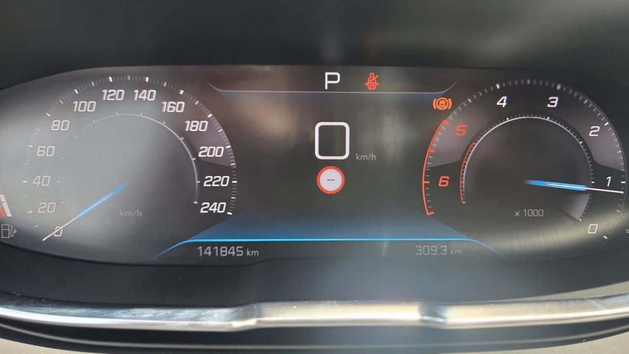 Peugeot 3008 1.5 bluehdi 131CV Active Pack EAT8 Uff Italy Led
