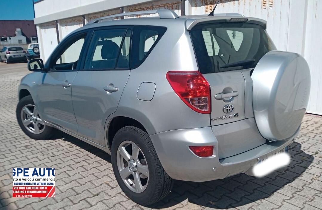 Toyota RAV 4 RAV4 2.2 D-4D 136 CV Luxury