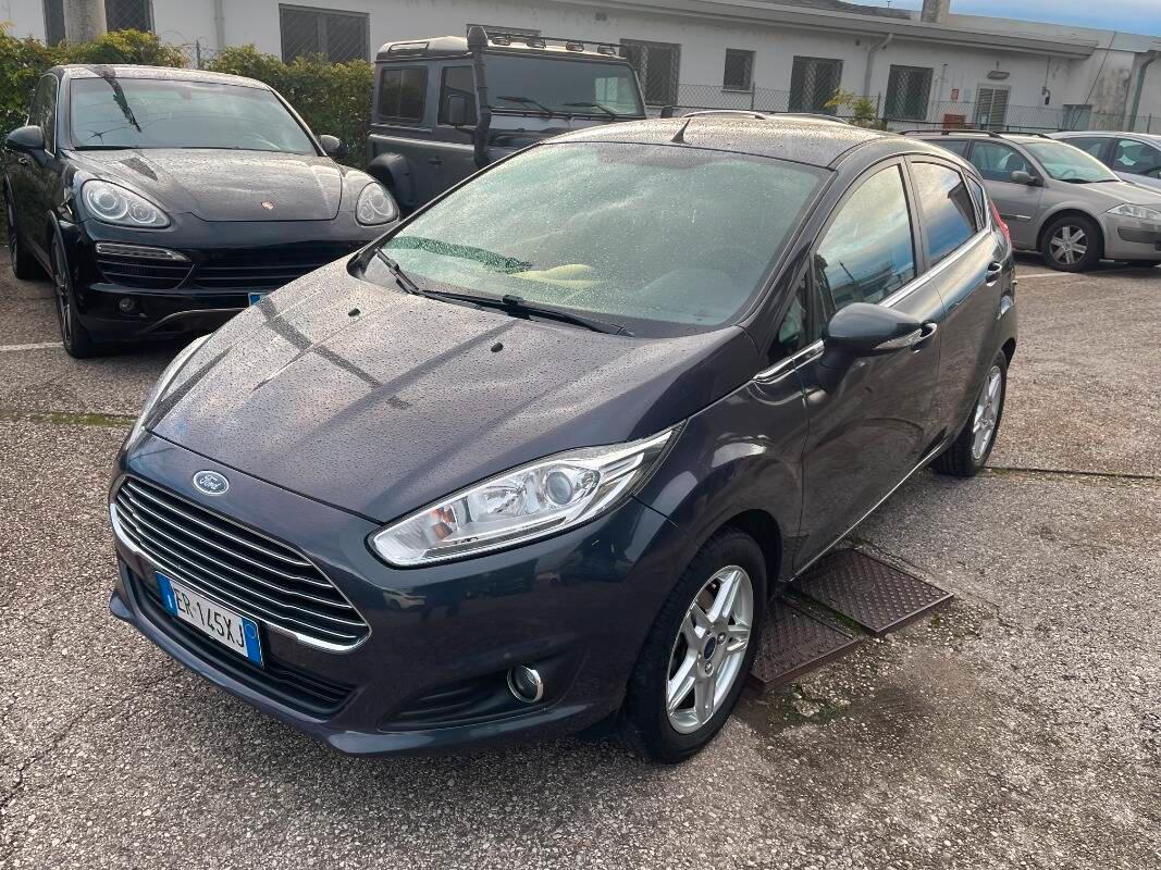 Ford Fiesta 1.5 tdci Titanium 75cv 5p