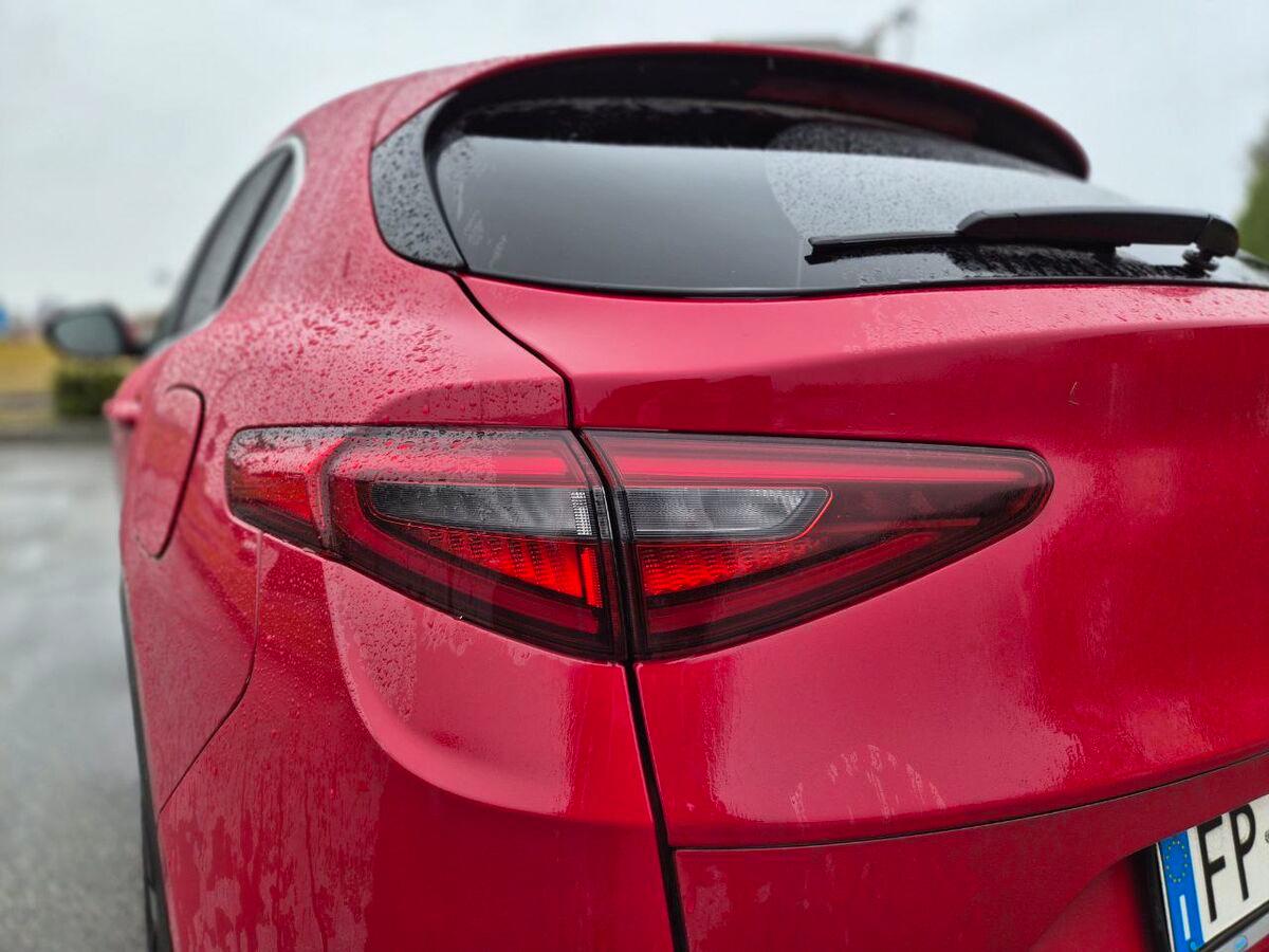 Alfa Romeo Stelvio 2.2 t Business rwd 180cv auto