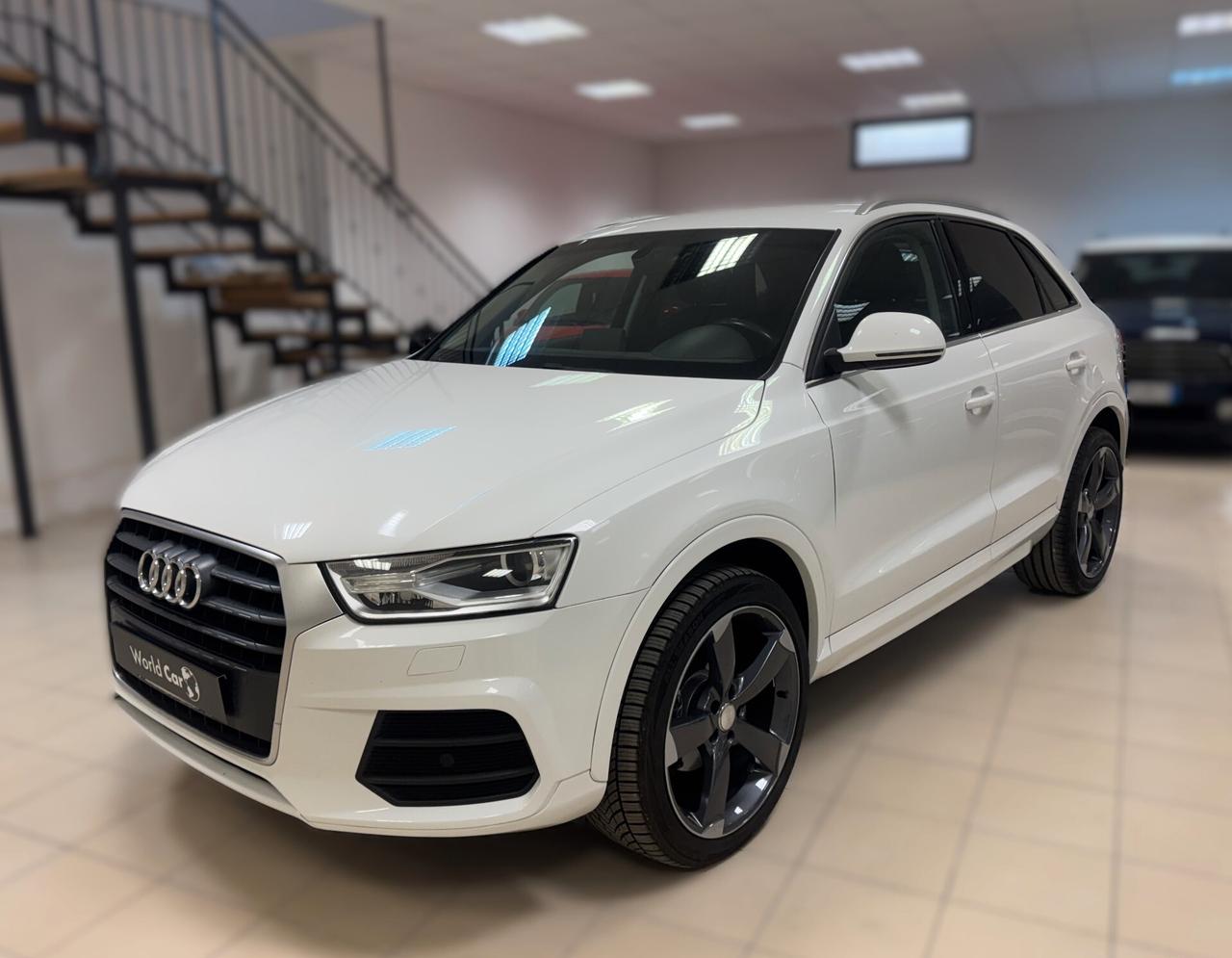 Audi Q3 2.0 TDI 120 CV Sport