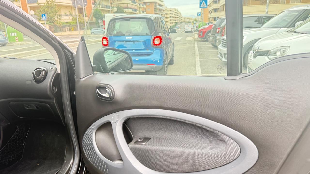Smart ForTwo 70 1.0 Passion LED PDC BLUETOOTH CERCHI 15