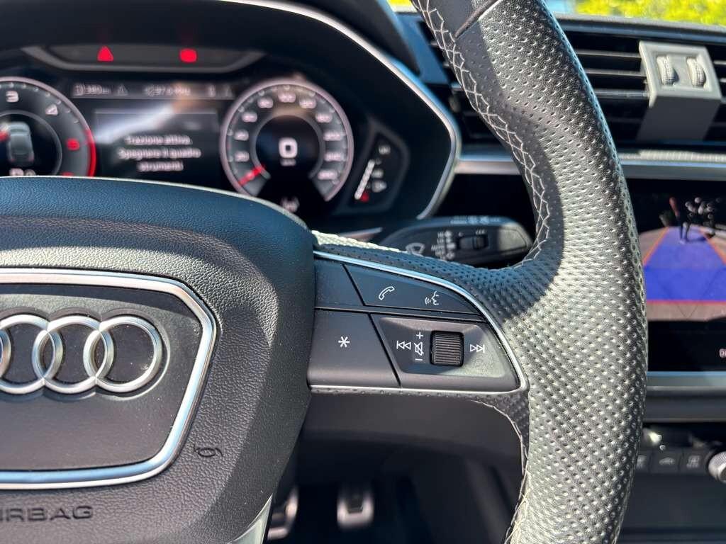 Audi Q3 SPB 35 TDI S tronic line edition 2025/ KM 23.000 IVA ESPOSTA Tua a solo 439 Euro al mese