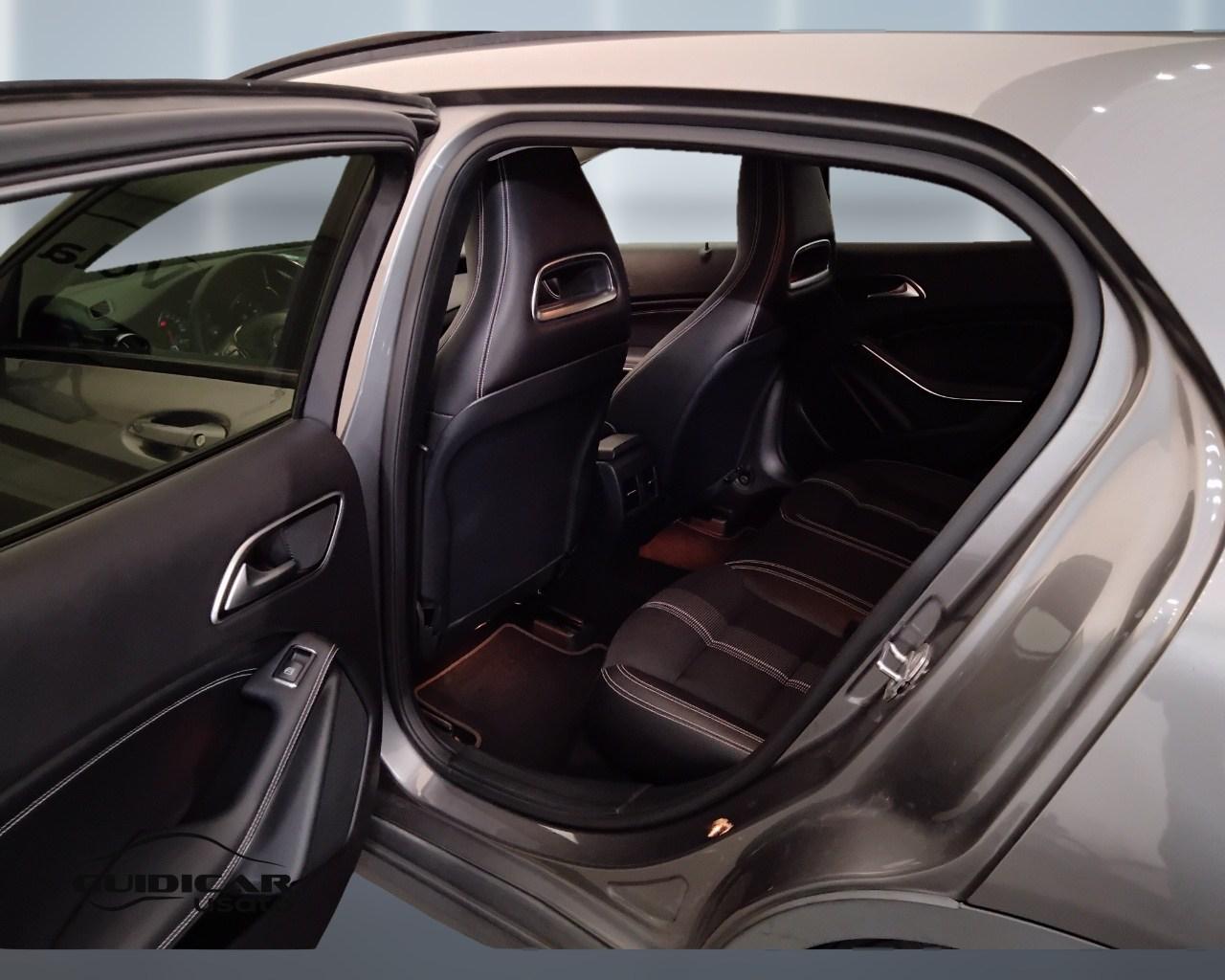 Mercedes-Benz GLA-X156 2017 - GLA 200 d Sport auto