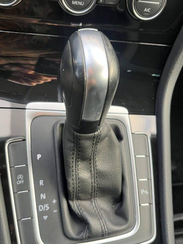 VOLKSWAGEN Golf 1.5 TGI DSG 5p. Executive BlueMotion Technology