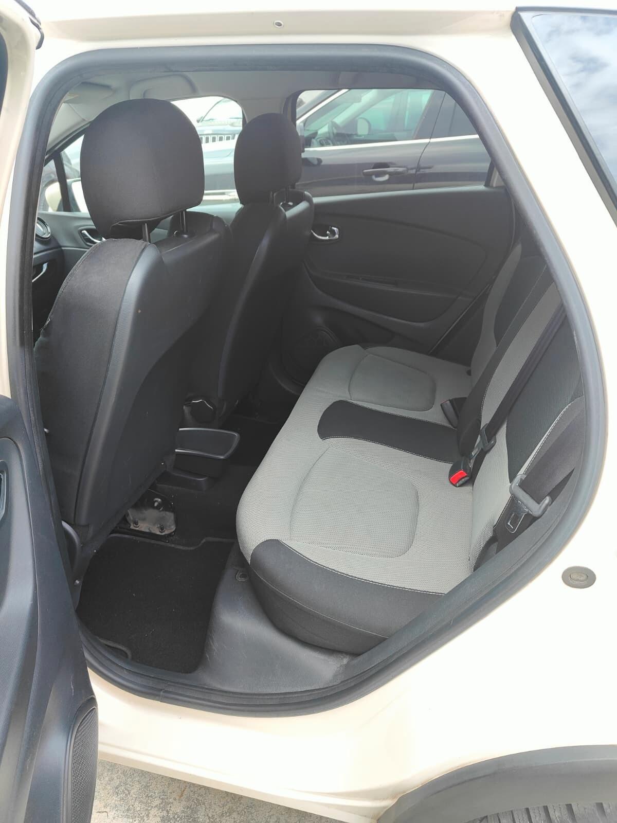 RENAULT CAPTUR -PRoV TOSCANA-ECCELLENTI CONDIZIONi