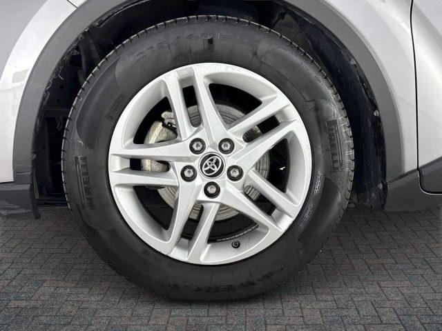 TOYOTA C-HR 1.8 Hybrid E-CVT Business