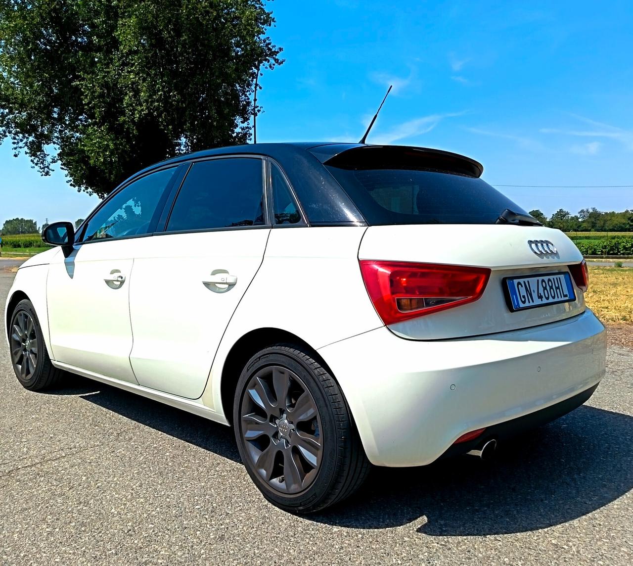 Audi A1 SPB 1.6 TDI Attraction