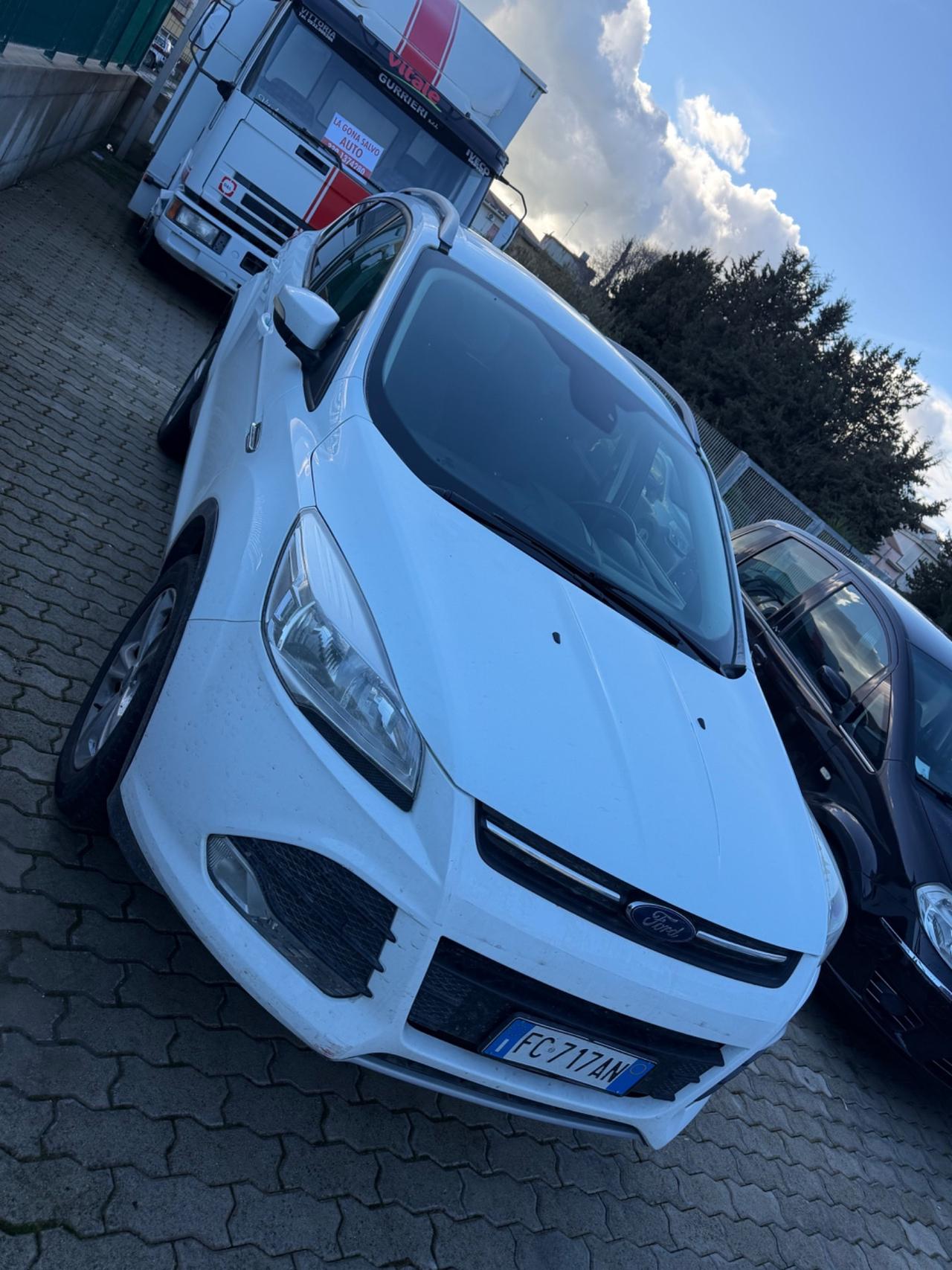 Ford Kuga 2.0 TDCI 120 CV S&S 2WD Titanium