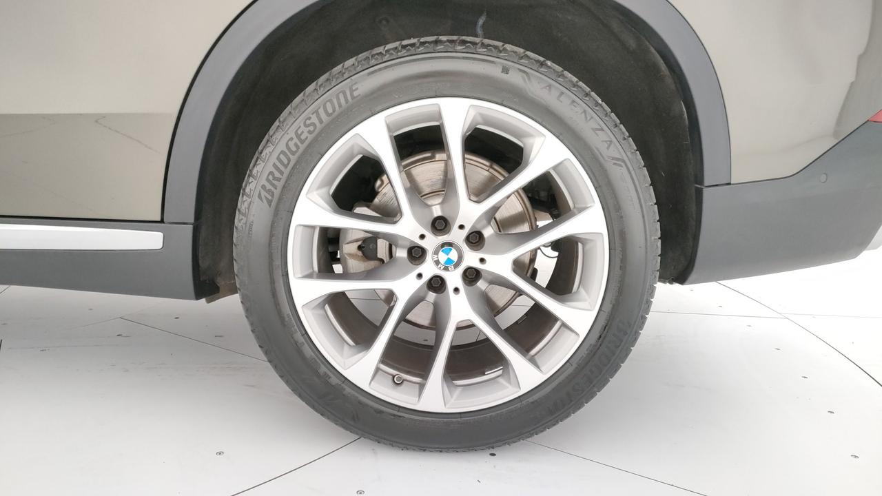 BMW X5 G05 2018 - X5 xdrive25d xLine auto