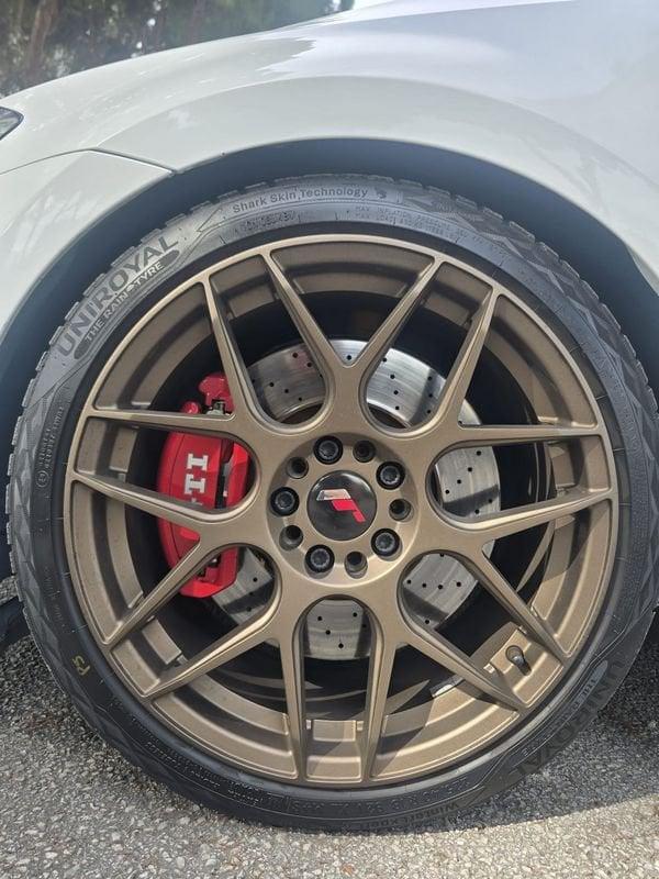 Volkswagen Golf GT 2.0TSI DSG GTI Performance BMT