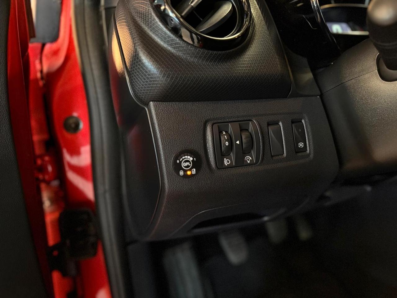 Renault Clio TCe 12V 90 CV GPL Start&Stop 5 porte Energy Duel2