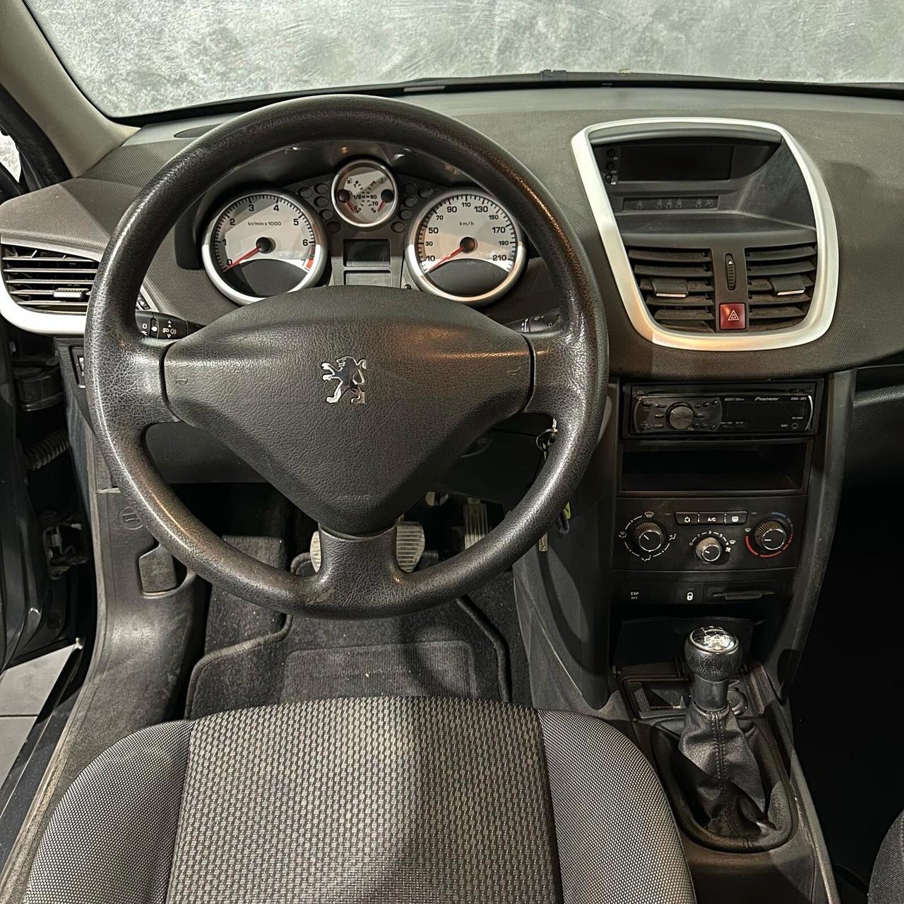 Peugeot 207 1.4 VTi 95CV SW X Line