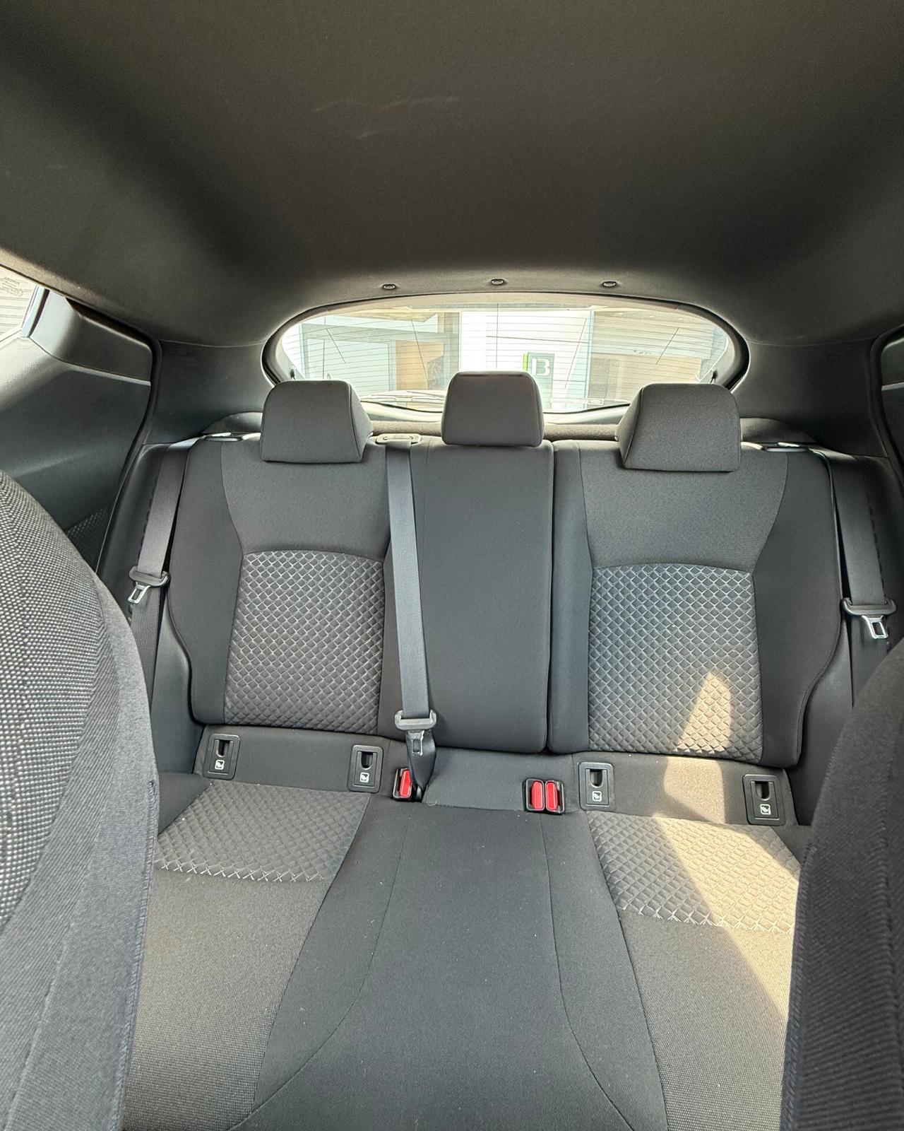 Toyota C-HR 1.8 Hybrid E-CVT Trend