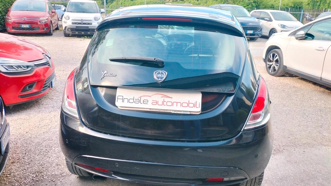 Lancia Ypsilon 1.2 DOPPIO TETTO NAVIGATORE PREZZO REALE