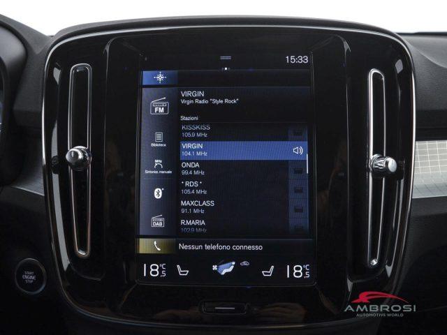 VOLVO XC40 T5 Recharge Plug-in Hybrid Plus Bright auto