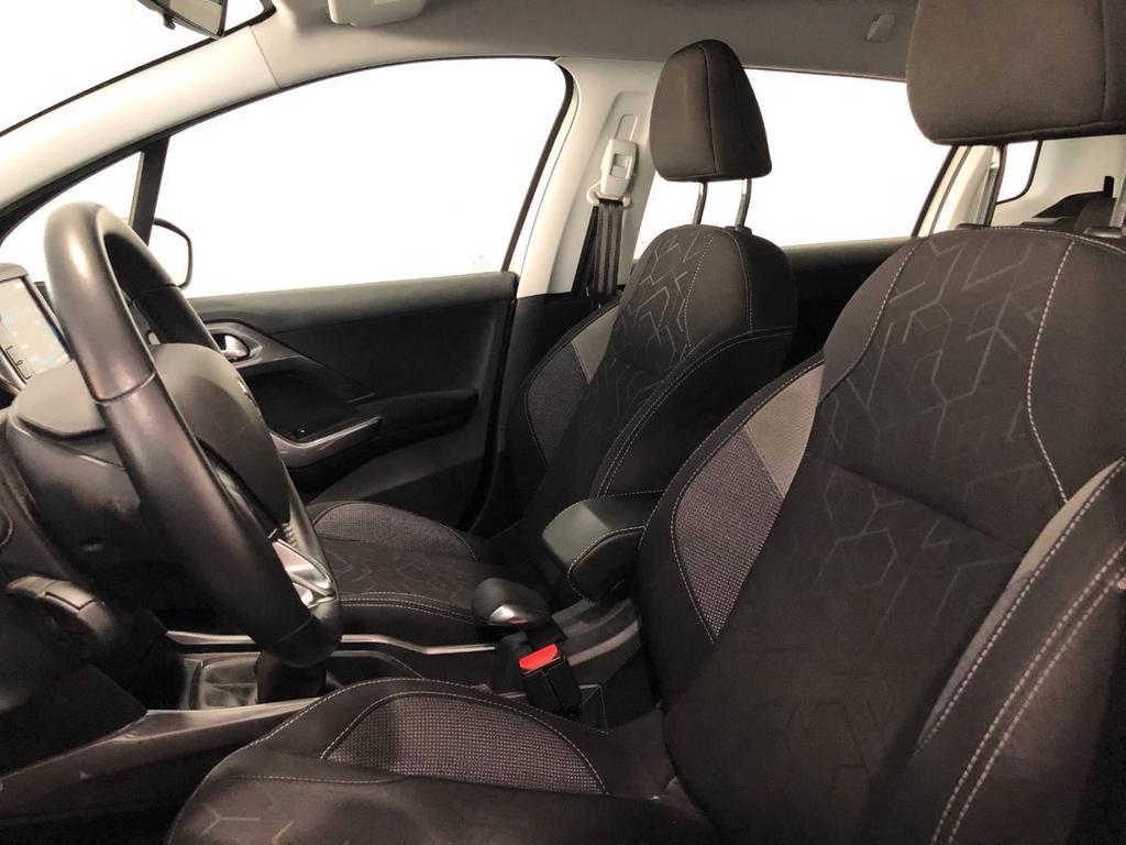 Peugeot 2008 1.2 PureTech Allure