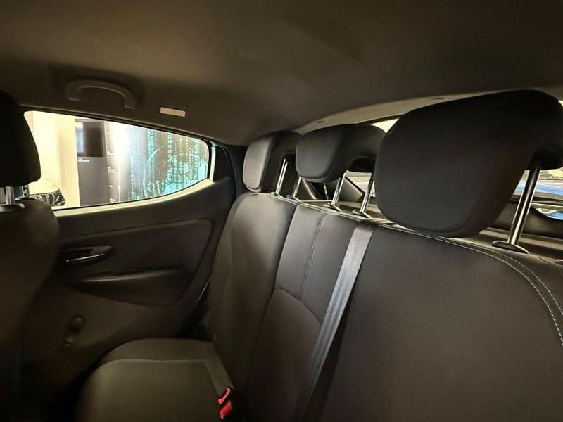 Lancia Ypsilon Ypsilon 1.2 69 CV 5 porte Silver