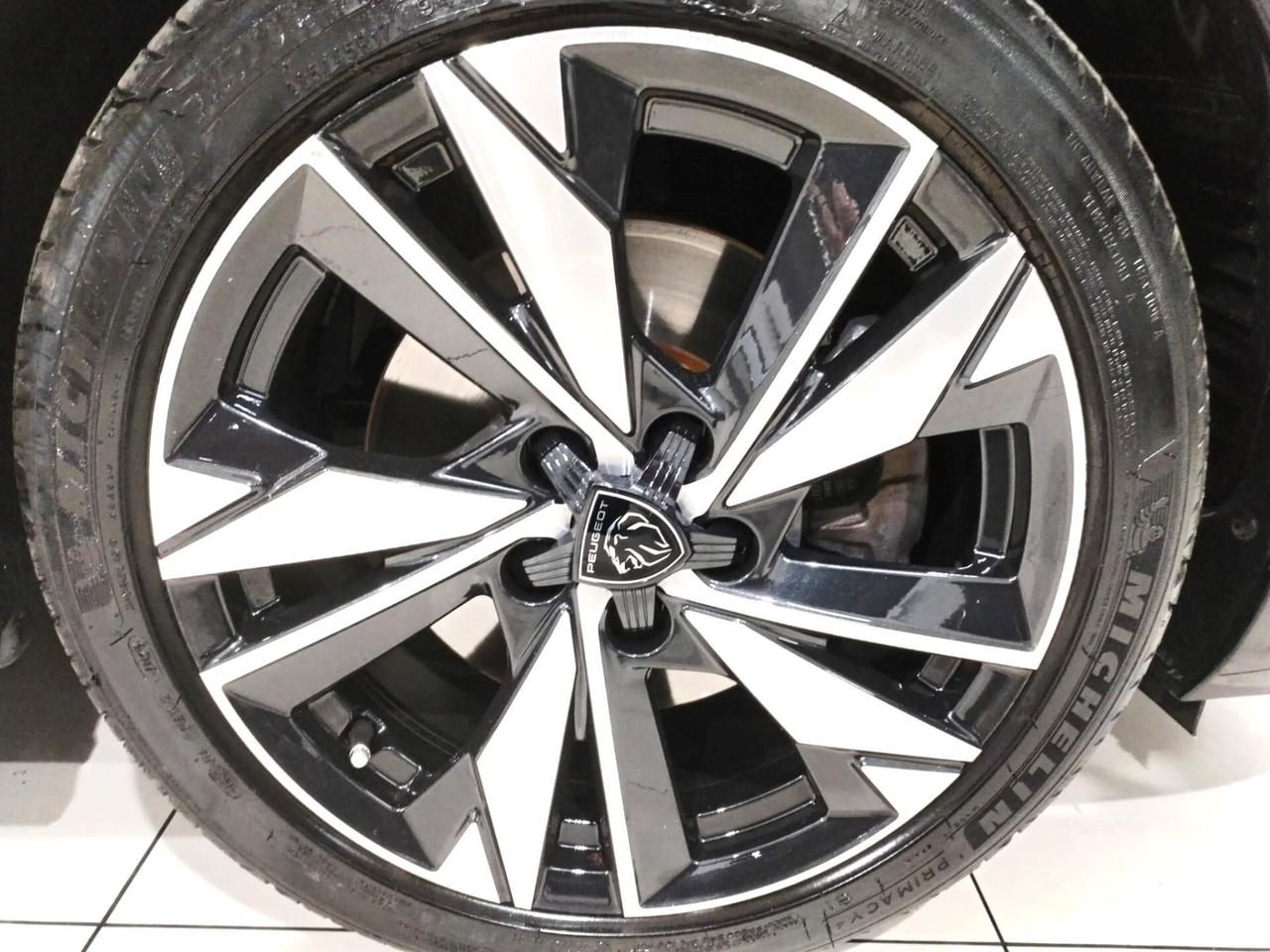 Peugeot 308 BlueHDi 130 S&S EAT8 Allure