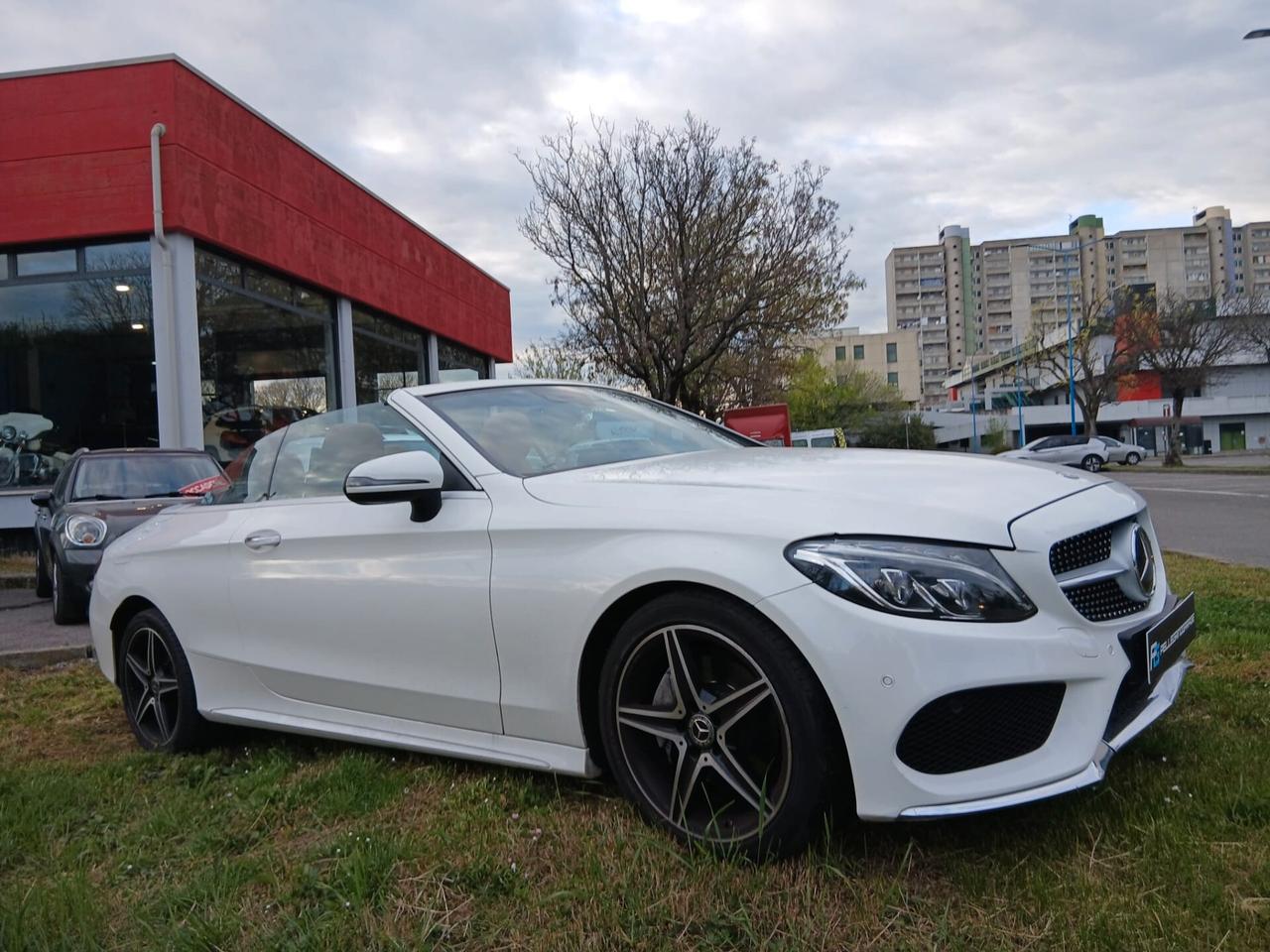 Mercedes-Benz C 220 Cabrio 4Matic Premium AMG Pack 170cv