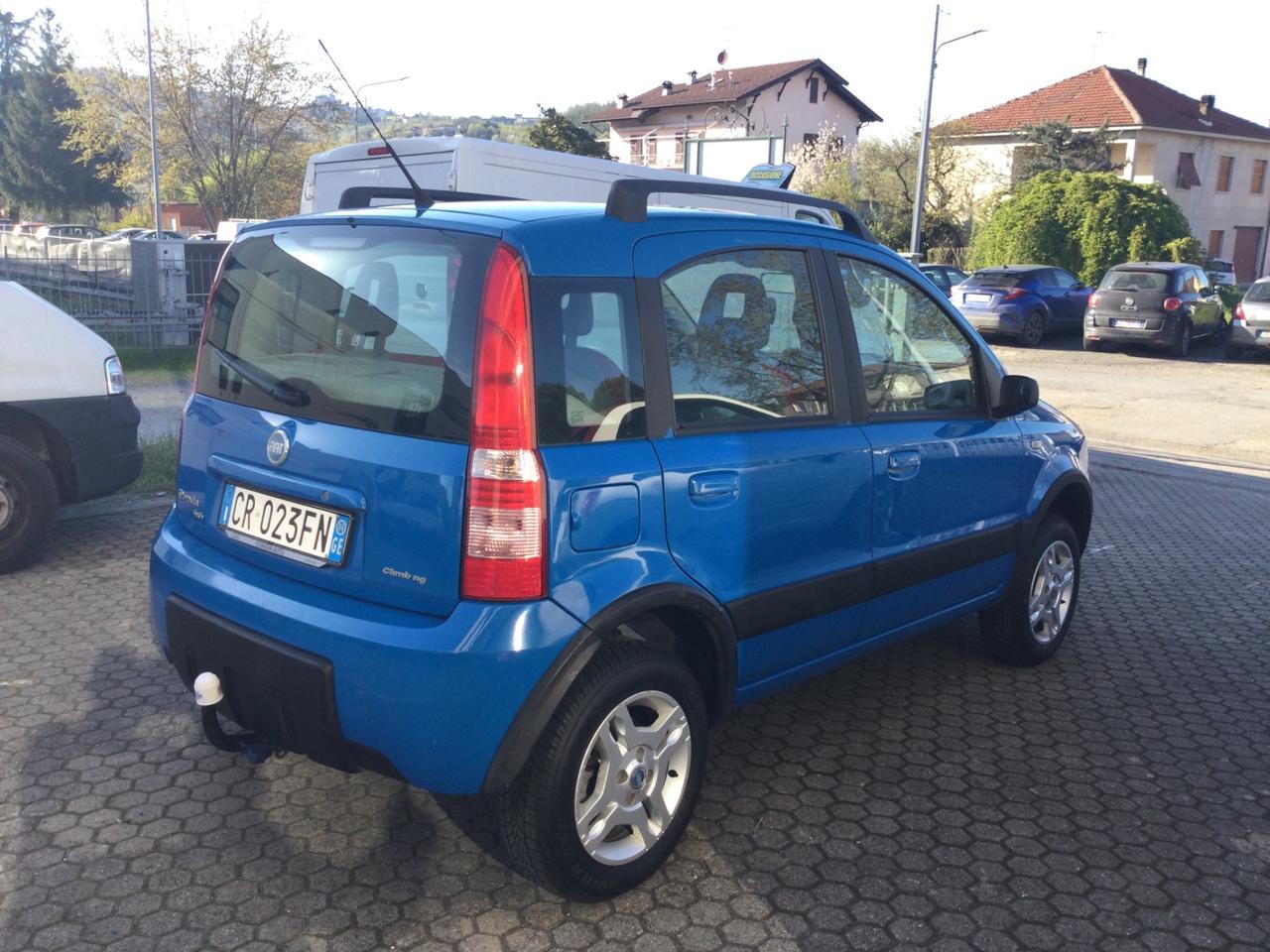 Fiat Panda 1.2 4x4 Climbing gancio traino
