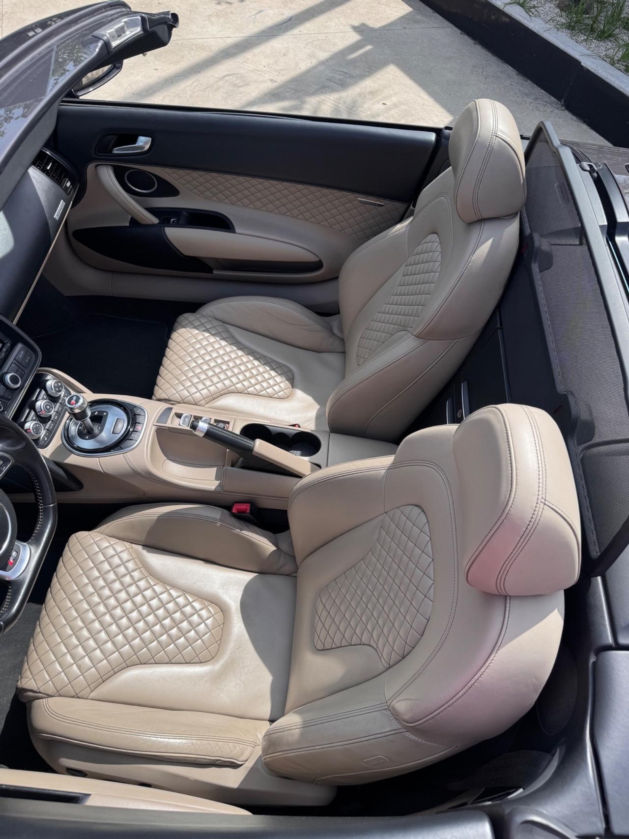Audi R8 Spyder 4.2 V8 FSI quattro S tronic
